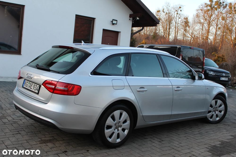Audi A4 Avant 2.0 TDI DPF Attraction - 6