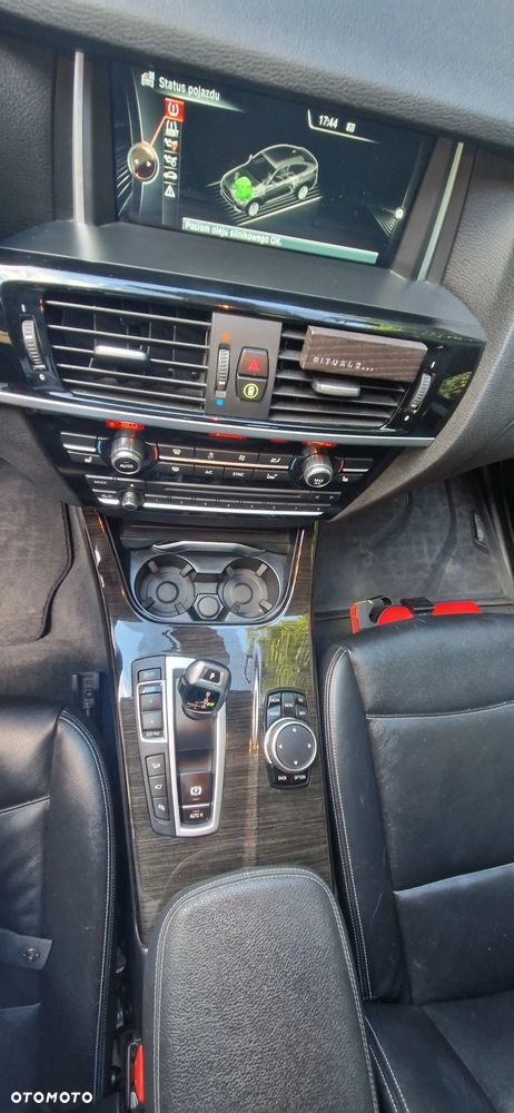 BMW X4 xDrive20d xLine - 13