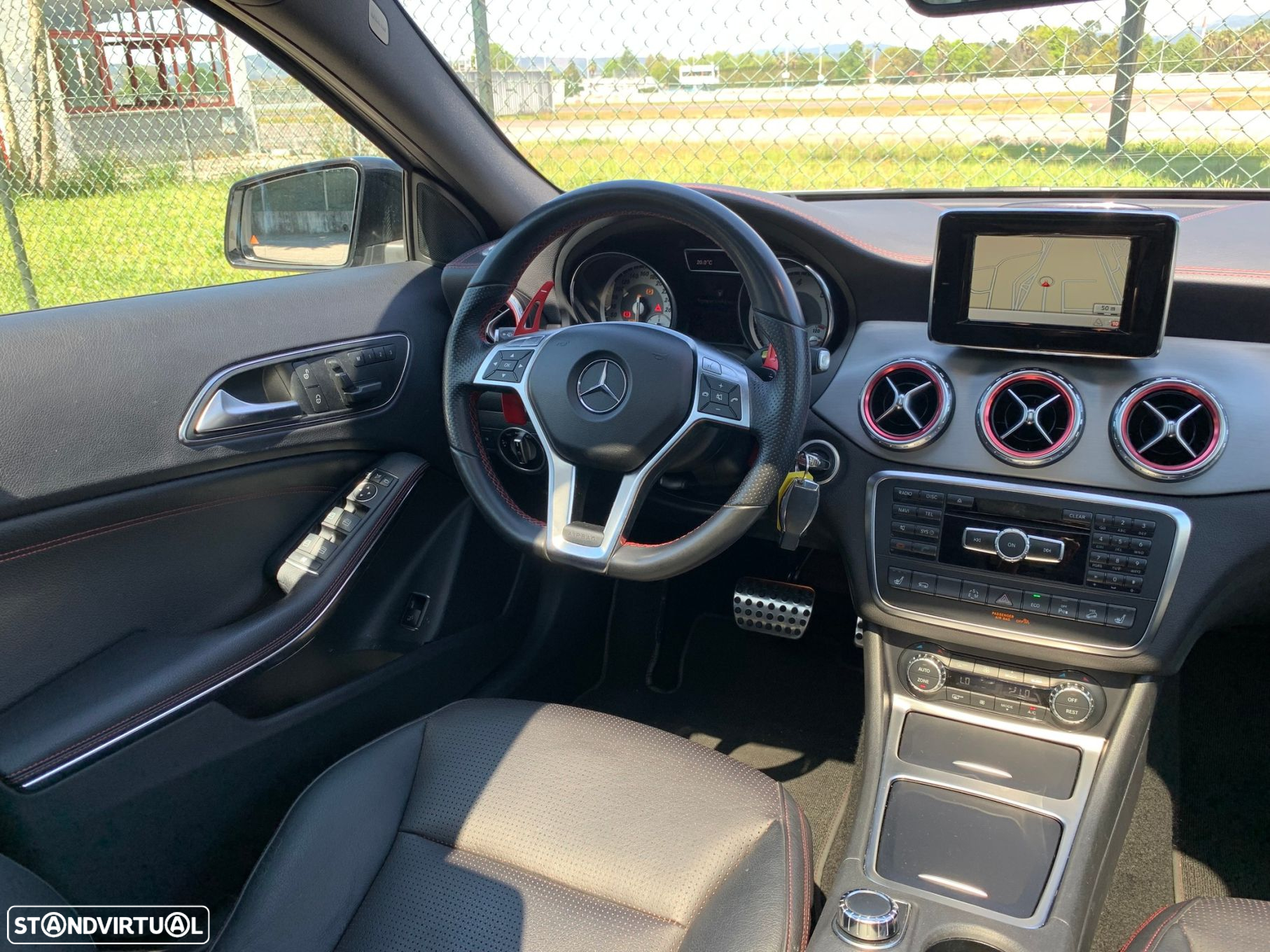 Mercedes-Benz GLA 220 CDi AMG Line 4-Matic - 53