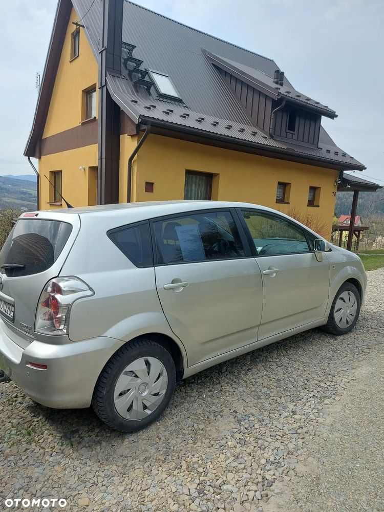 Toyota Corolla Verso 2.2 D-4D Prestige - 7