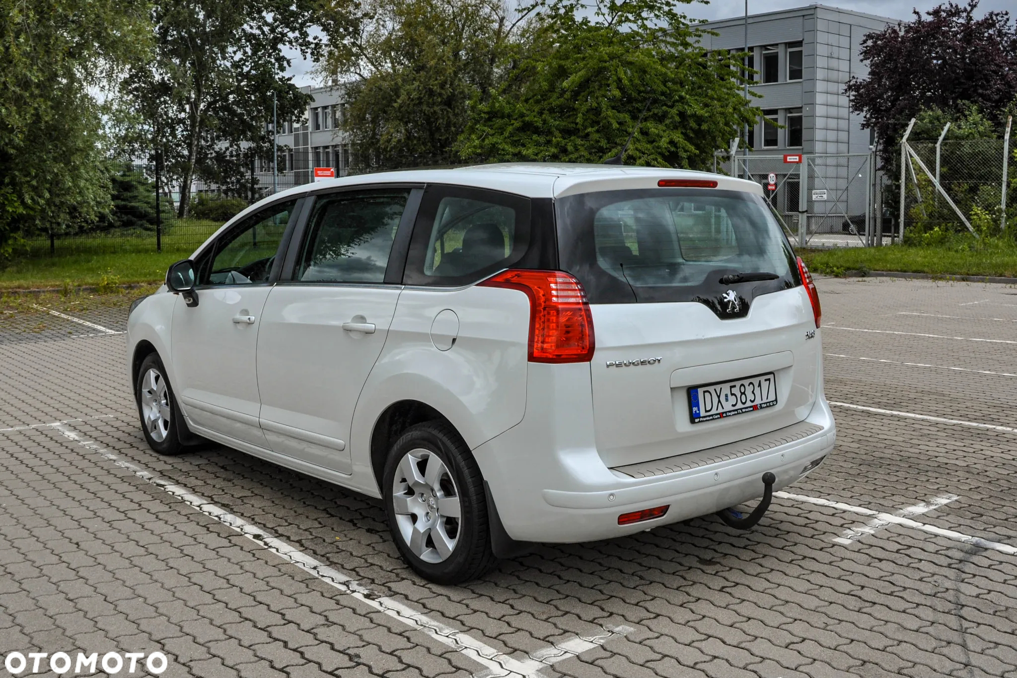 Peugeot 5008 1.6 THP Premium - 3