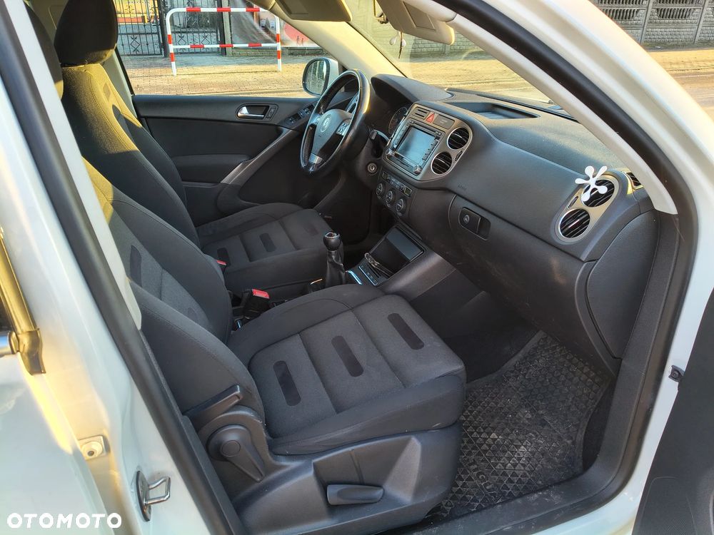 Volkswagen Tiguan 2.0 TDI 4Mot Sport&Style - 9