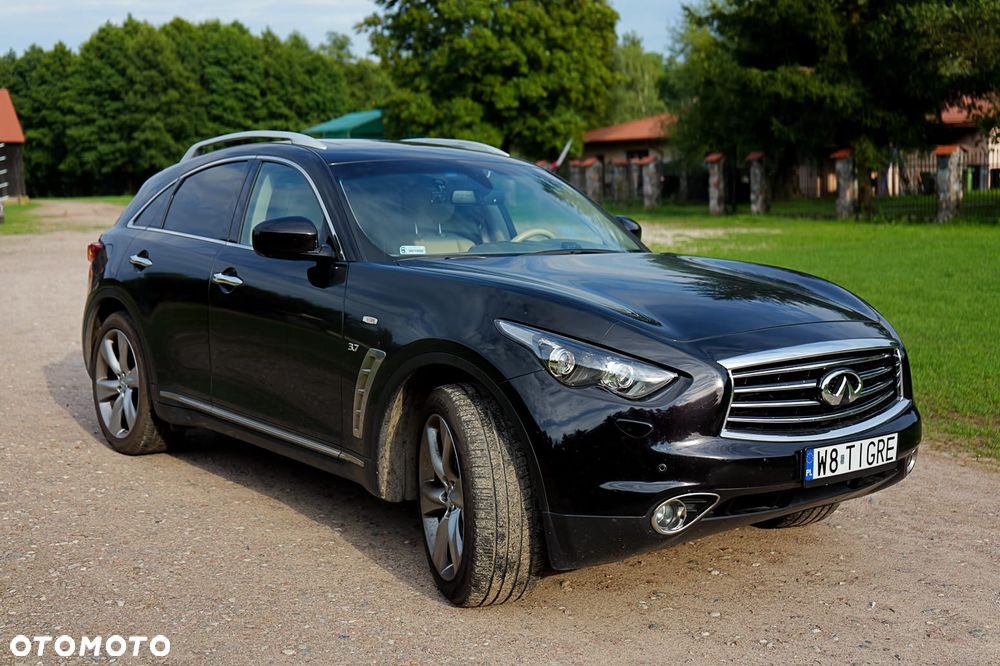 Infiniti QX70 3.7 S - 9