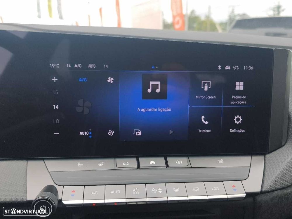 Opel Astra 1.2 T GS Aut. - 19