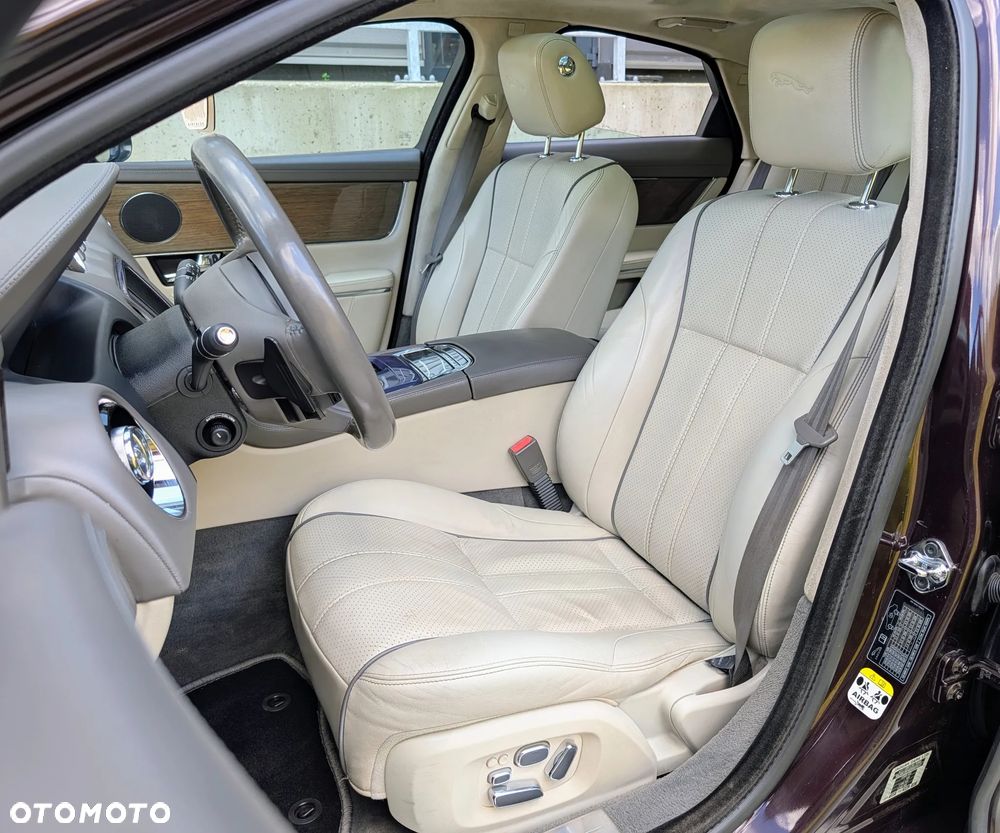 Jaguar XJ 3.0 V6 S Portfolio - 6