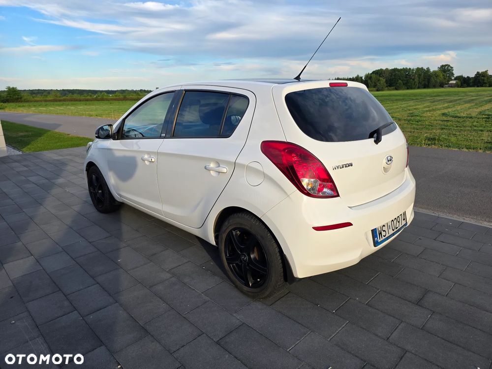 Hyundai i20 - 3