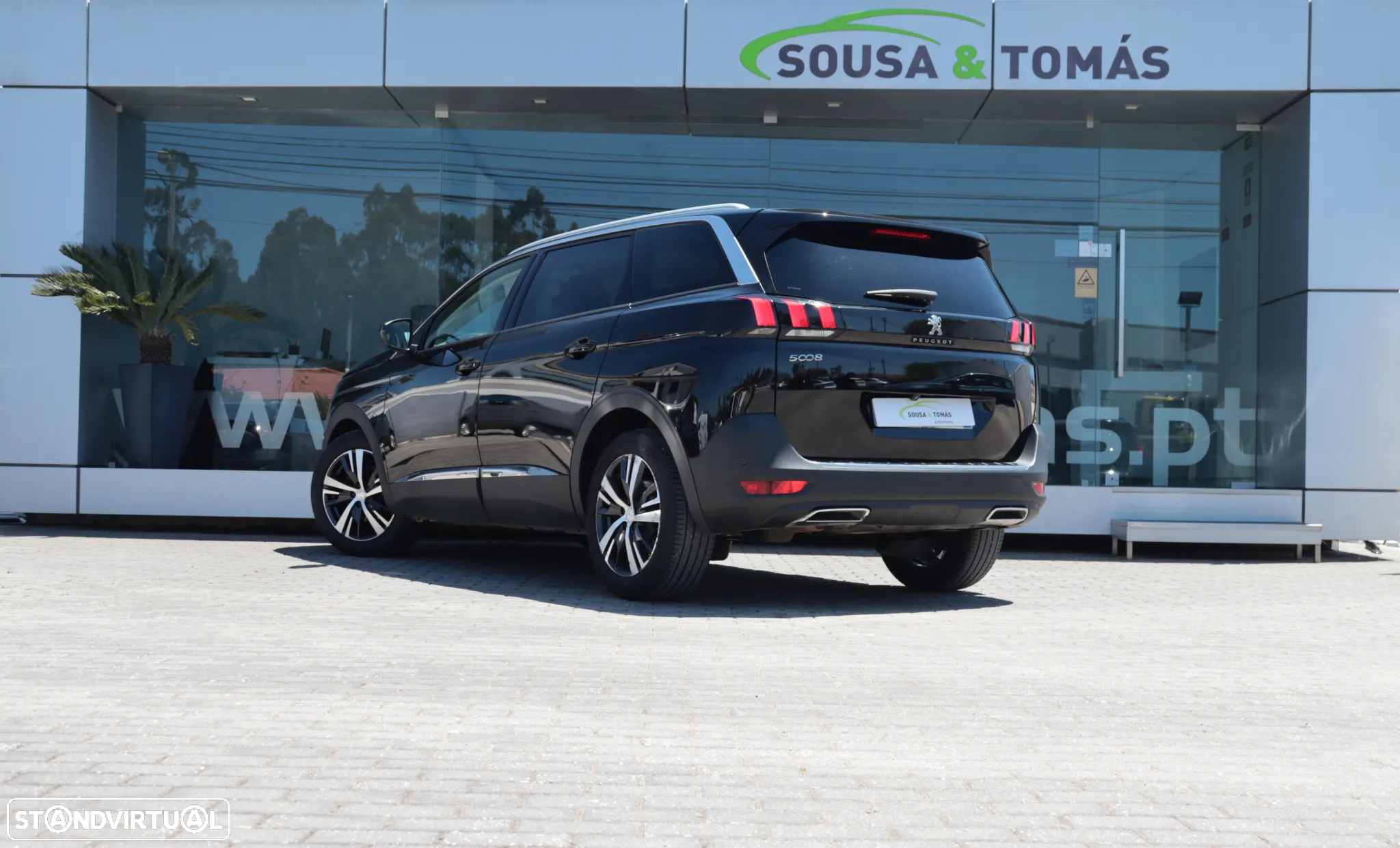 Peugeot 5008 1.2 PureTech Allure EAT8 - 3