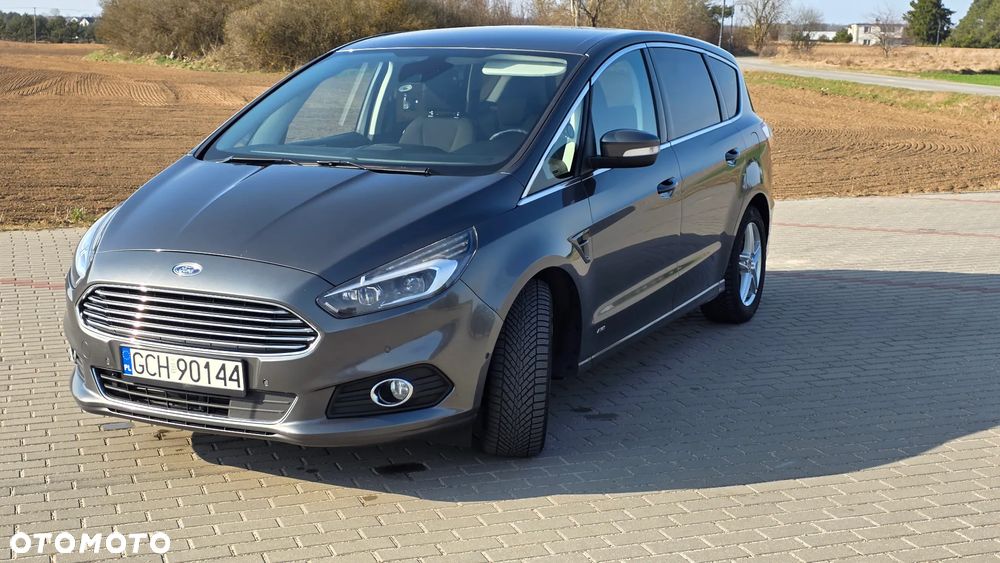 Ford S-Max - 19