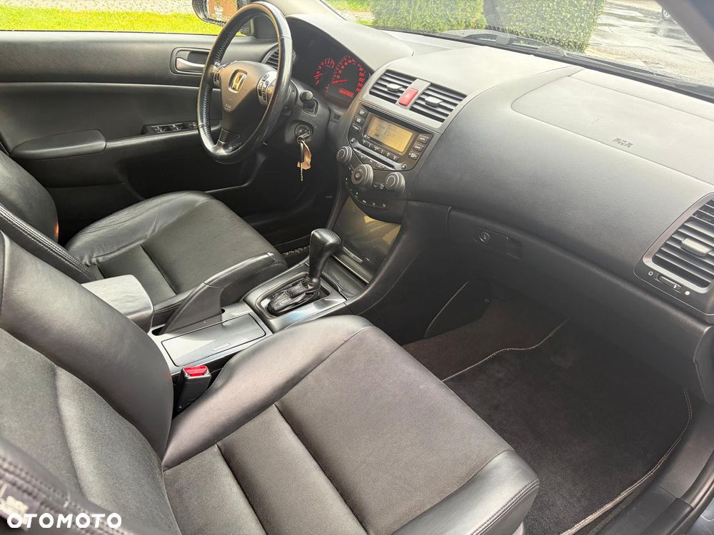Honda Accord 2.0 i Automatik Sport - 24