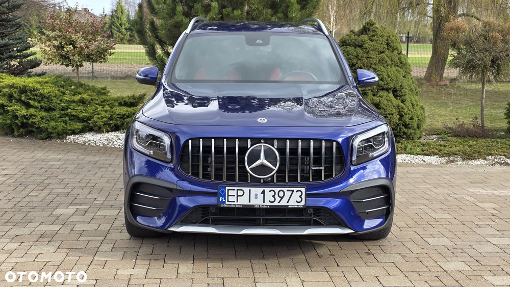 Mercedes-Benz GLB - 2