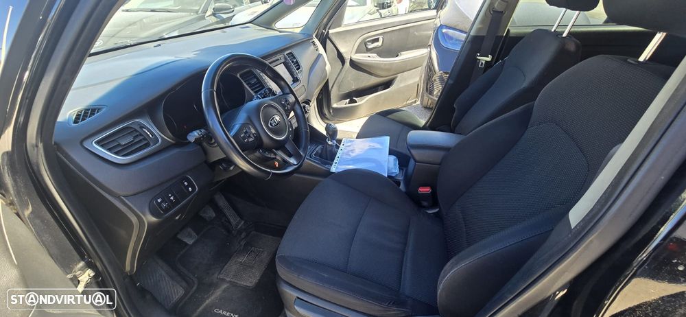 Kia Carens 1.7 CRDi ISG TX - 3