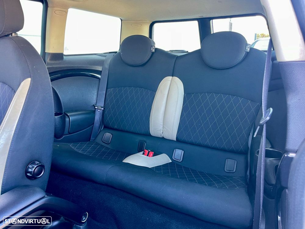 MINI Clubman Cooper D - 8