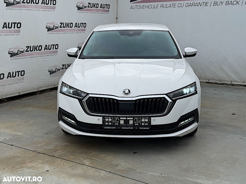 Skoda Octavia 2.0 TDI DSG Ambition - 2