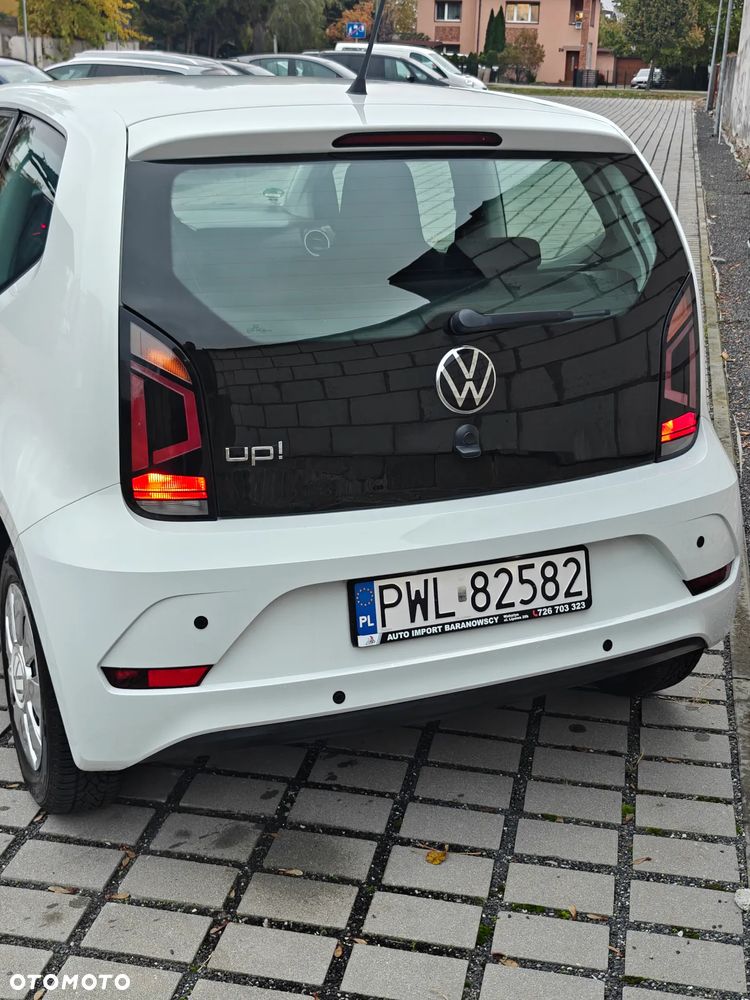 Volkswagen up! - 9