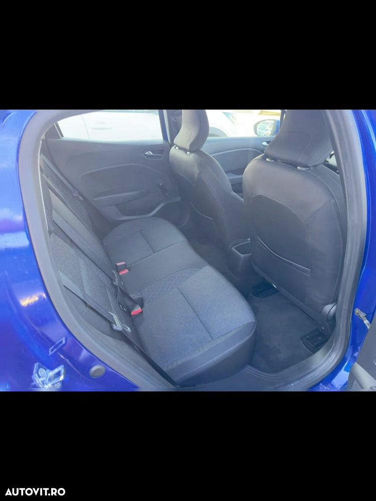 Renault Clio - 13