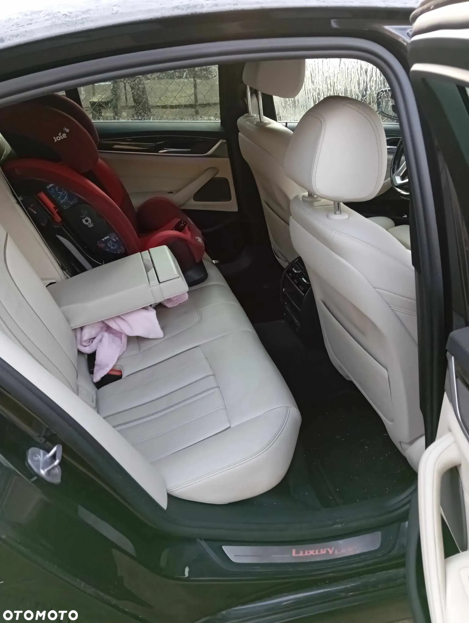 BMW Seria 5 530i GPF Luxury Line sport - 15
