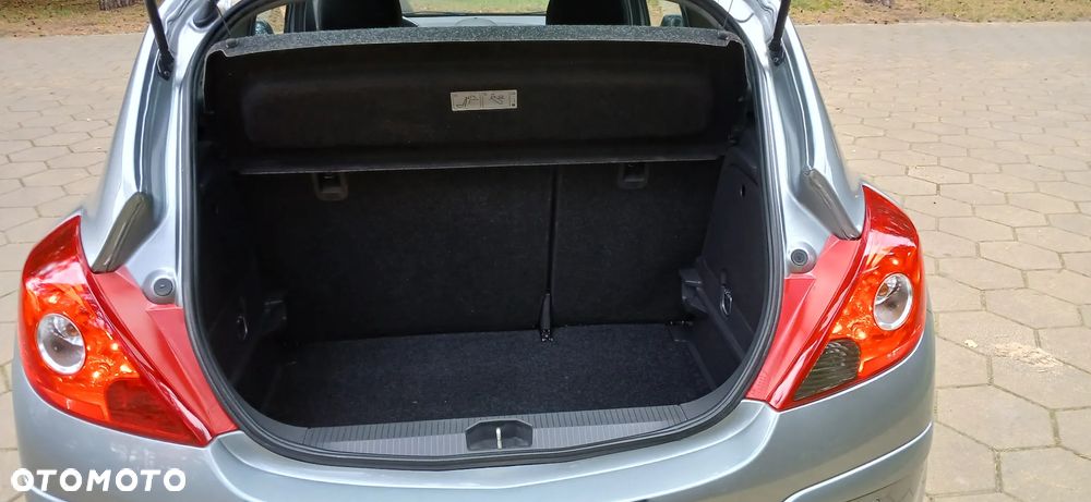 Opel Corsa - 12