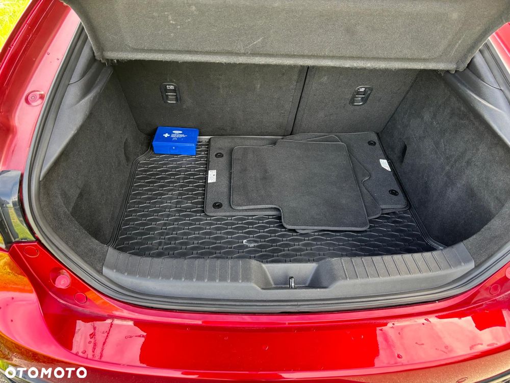 Mazda 3 2.0 mHEV Exclusive Line - 7