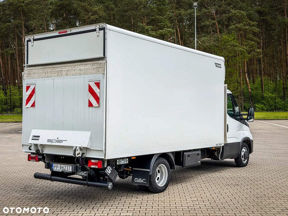 Iveco Daily 35C16H Kontener + Winda - 9