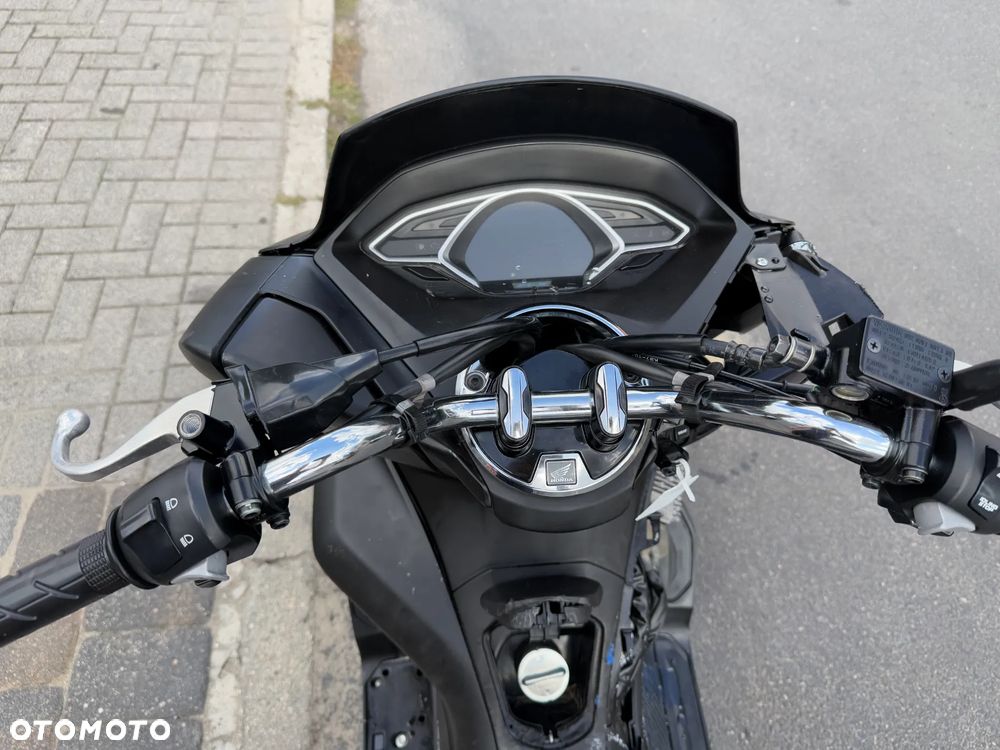 Honda PCX - 10
