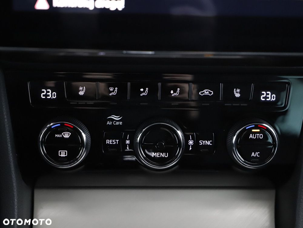 Skoda Superb 2.0 TDI SCR L&K DSG - 20