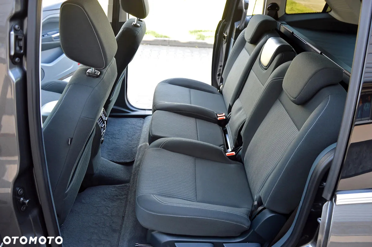 Ford Grand C-MAX 1.6 TDCi Titanium - 20