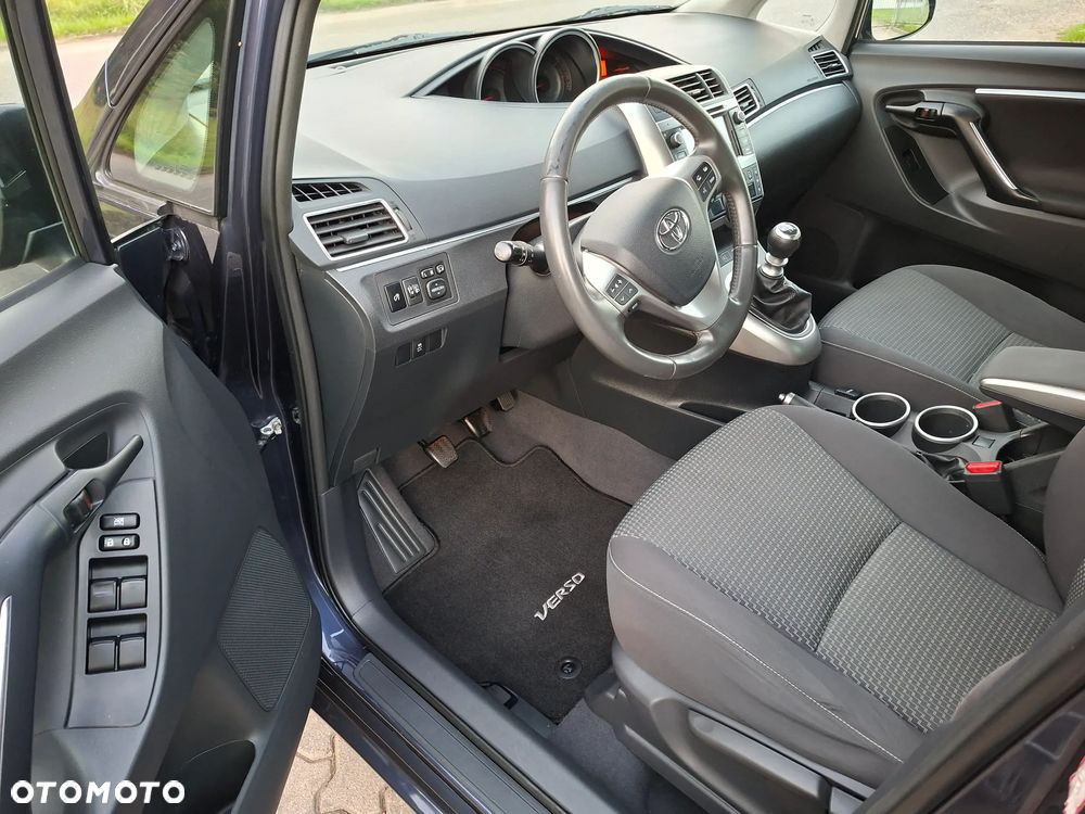 Toyota Verso - 12