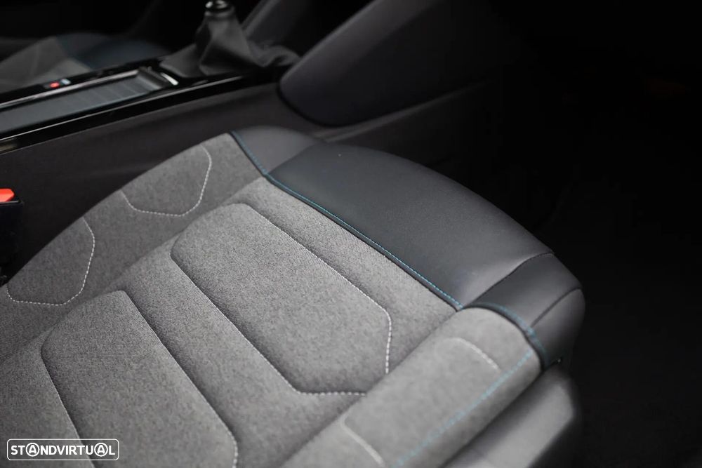 Citroën C4 1.2 PureTech Shine - 31