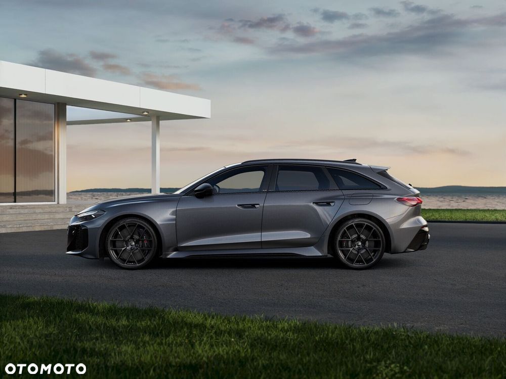 Audi RS5 Avant e-Hybrid 470kW Tiptronic - 4
