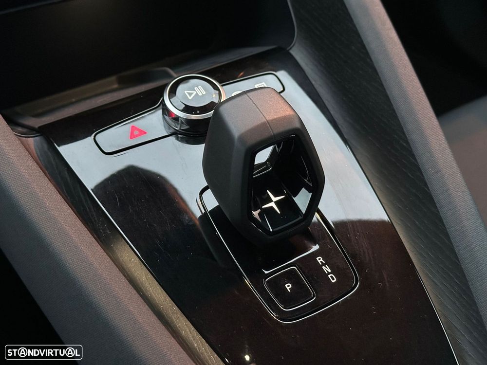 Polestar 2 Long Range 82 kWh AWD Performance Plus - 25