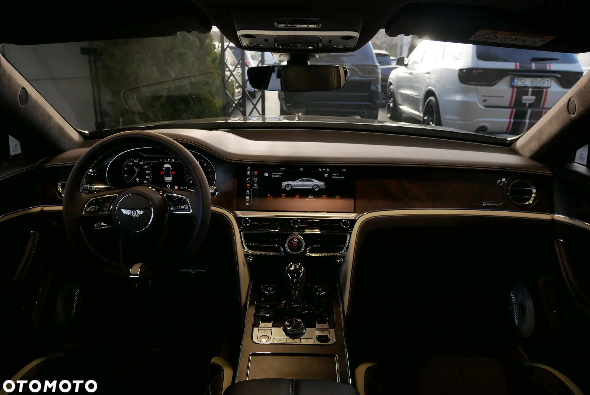 Bentley Flying Spur - 18
