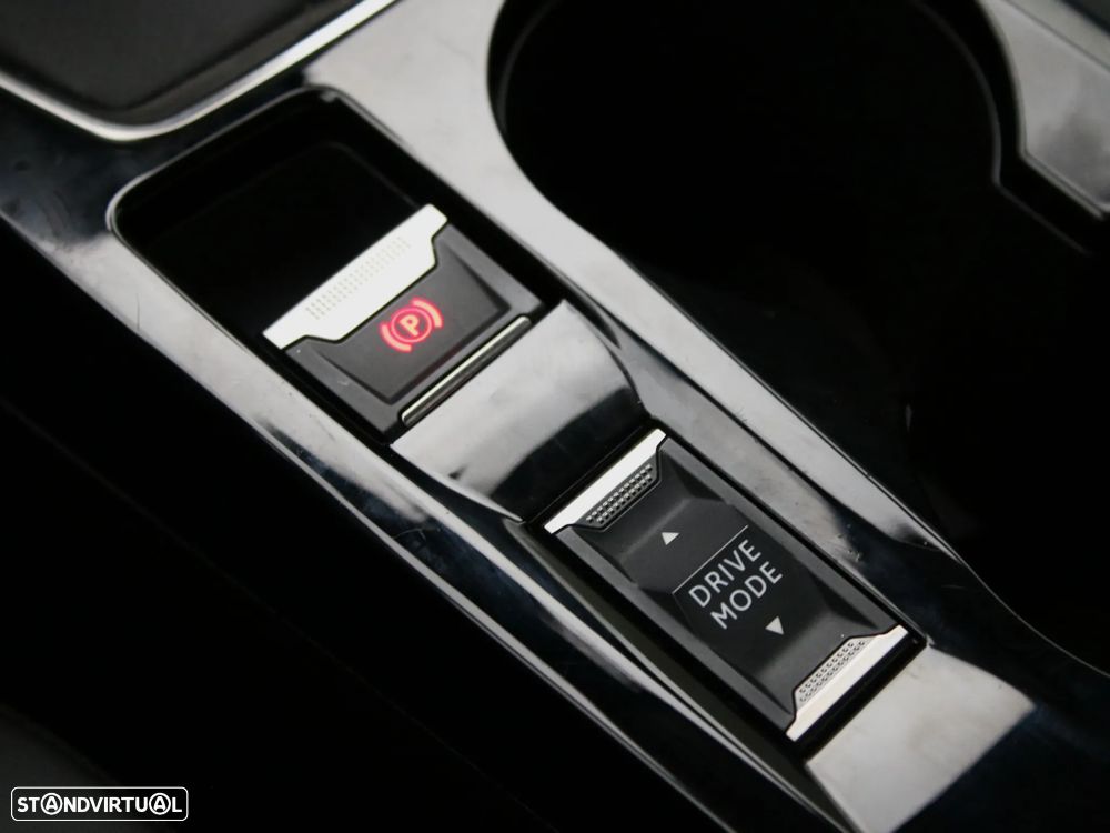 Peugeot 208 1.2 PureTech Allure - 26