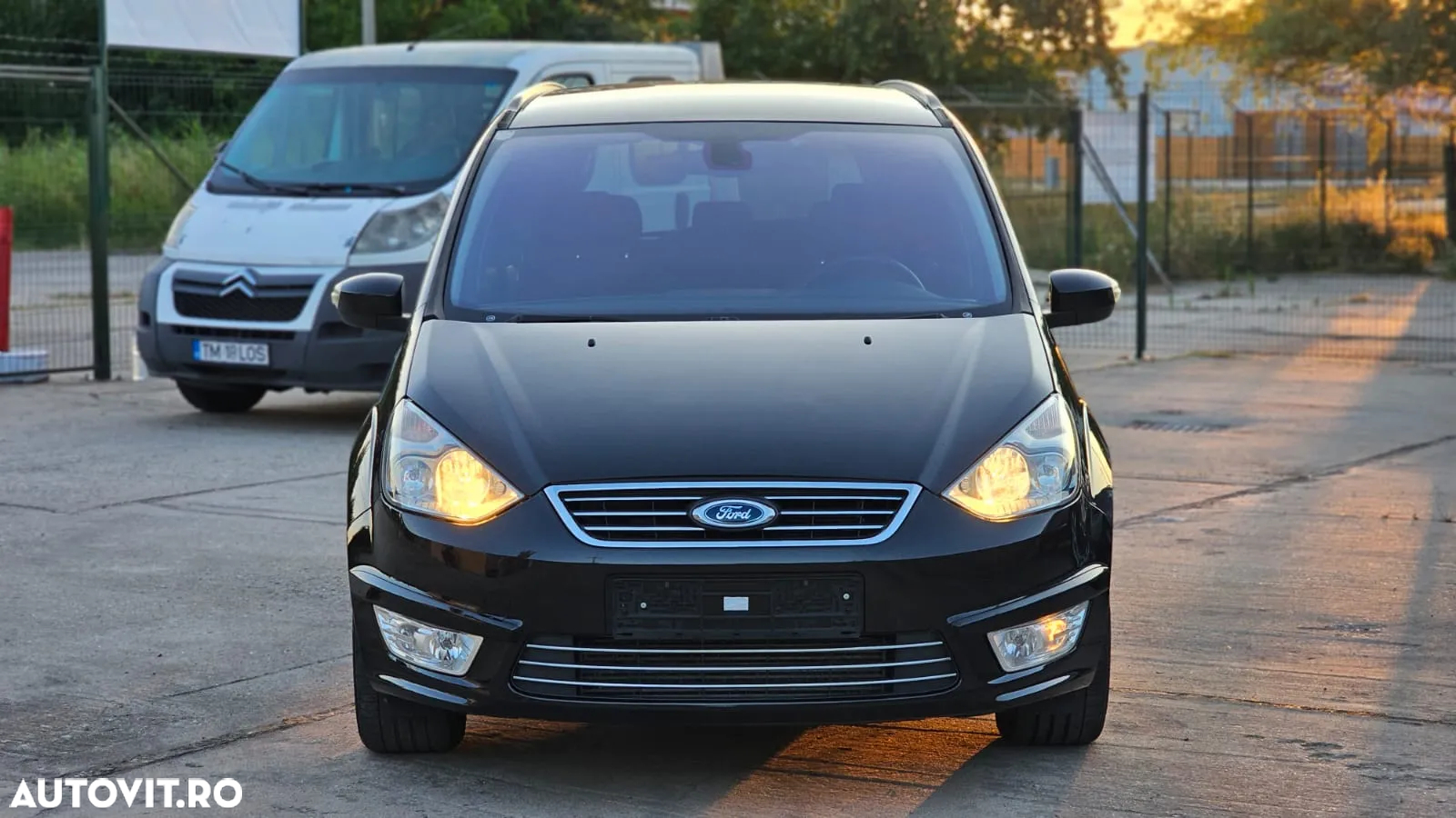 Ford Galaxy - 14