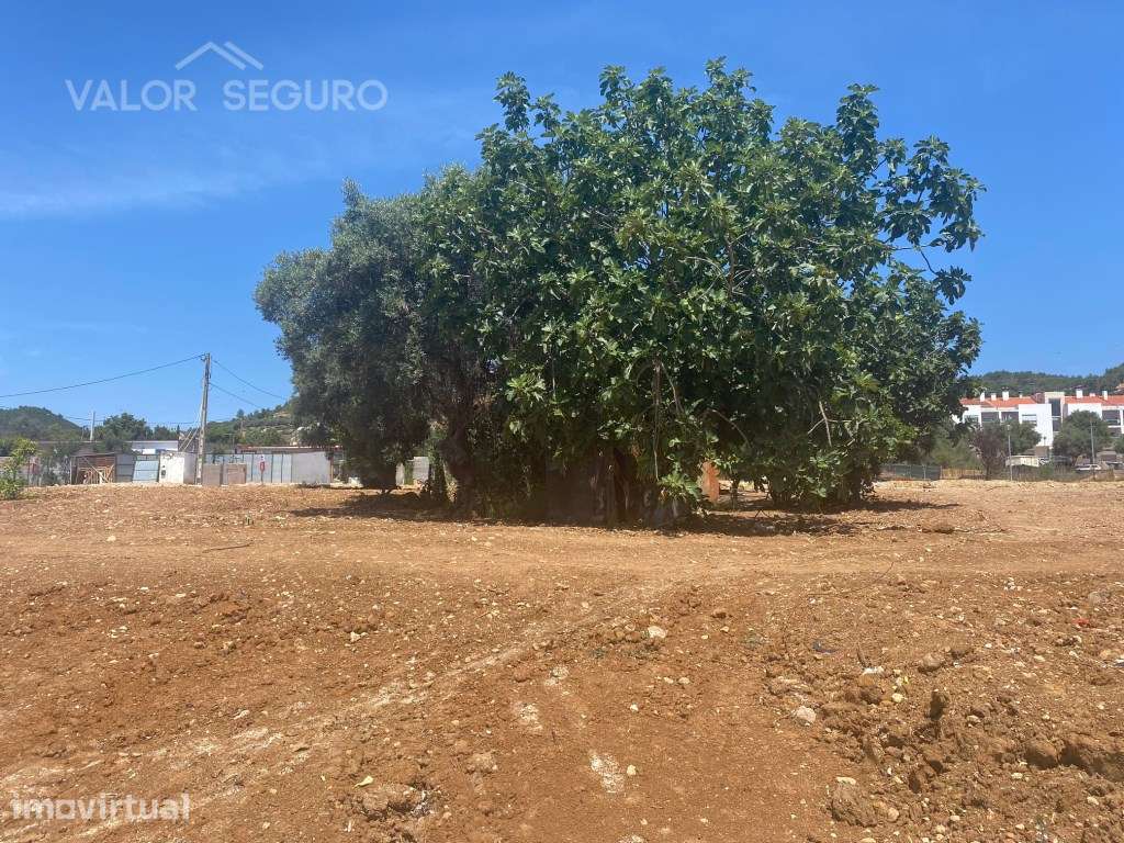 Lote de terreno para construção no Sobralinho em Alverca - Grande imagem: 2/8
