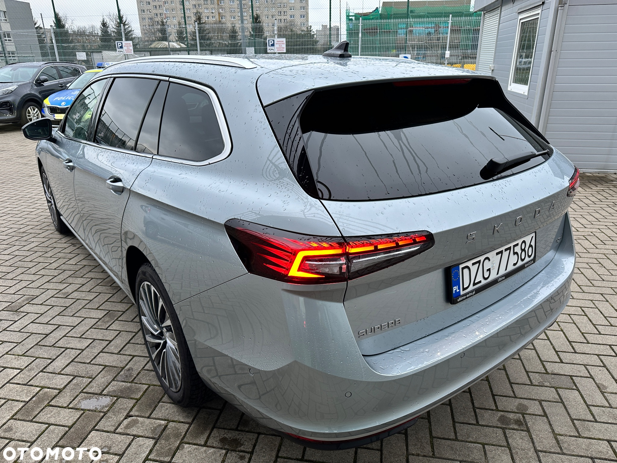 Skoda Superb 2.0 TDI SCR 4x4 L&K DSG - 6