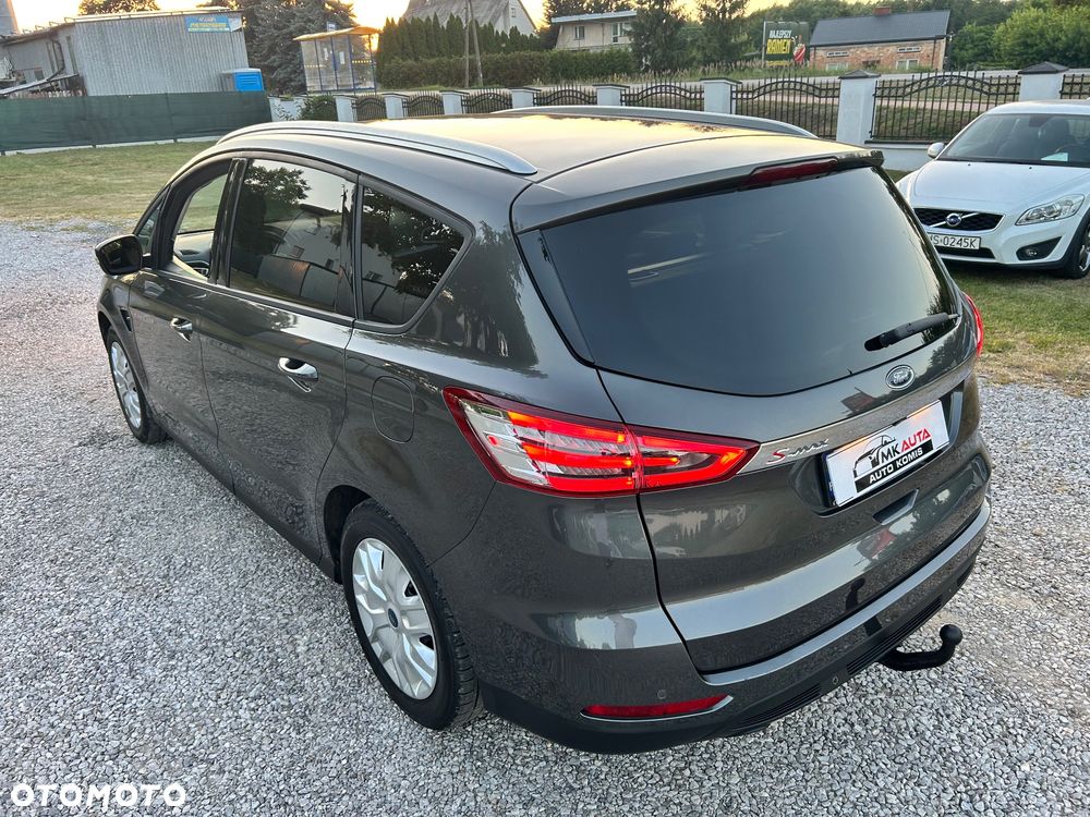 Ford S-Max - 22