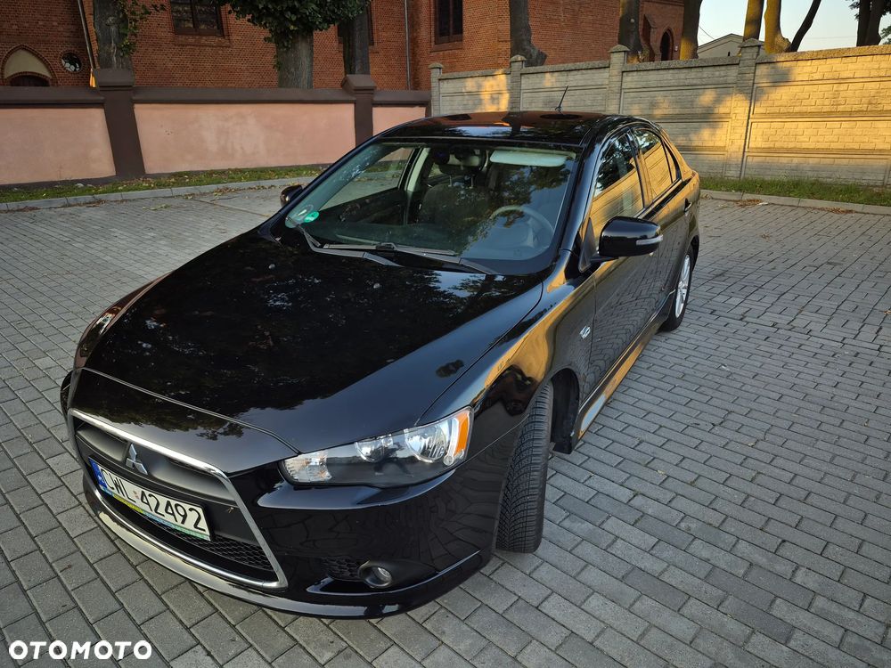 Mitsubishi Lancer - 1