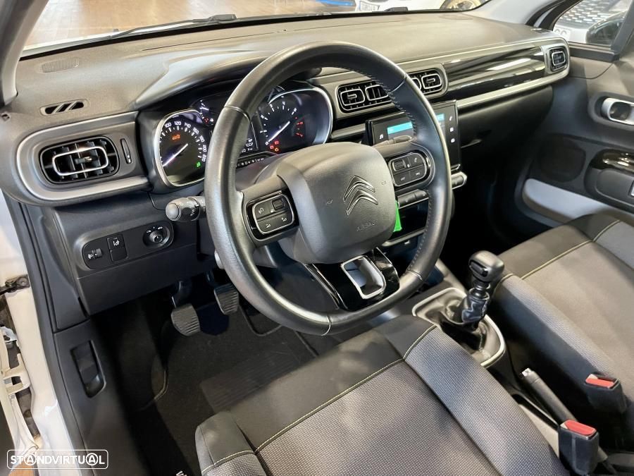 Citroën C3 1.2 PureTech Shine Pack - 9