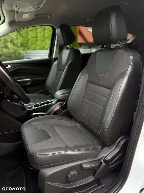 Ford Kuga 2.0 TDCi 4x4 Titanium - 7
