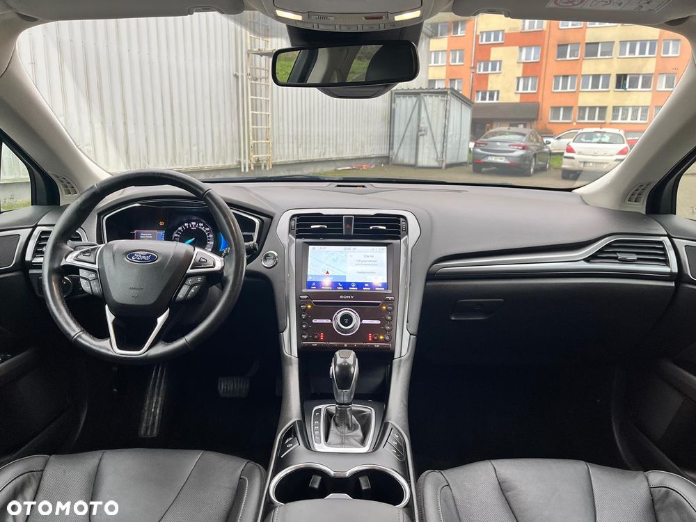 Ford Mondeo 2.0 Hybrid Titanium - 20