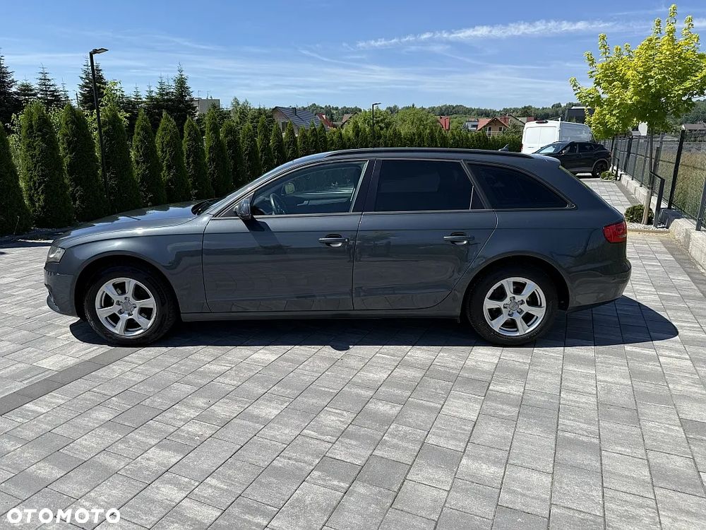 Audi A4 Avant 2.0 TDI DPF Ambition - 13