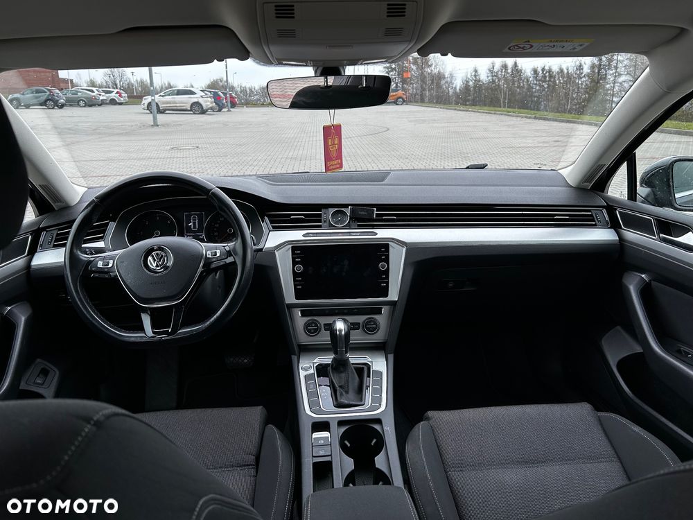 Volkswagen Passat Variant 1.6 TDI SCR DSG Business - 15