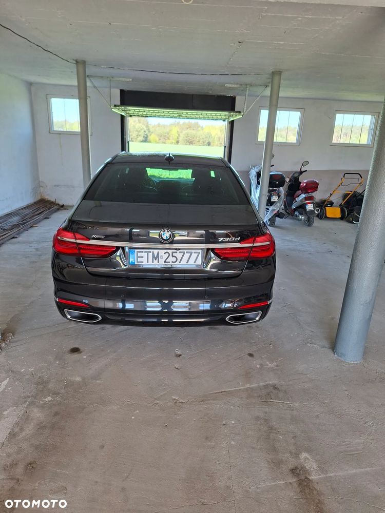 BMW Seria 7 730d xDrive - 14