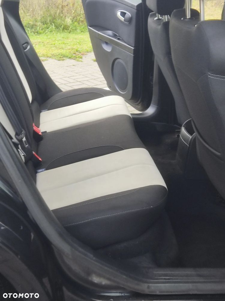 Seat Leon 2.0 TDI DPF FR Black Matt Edition - 19