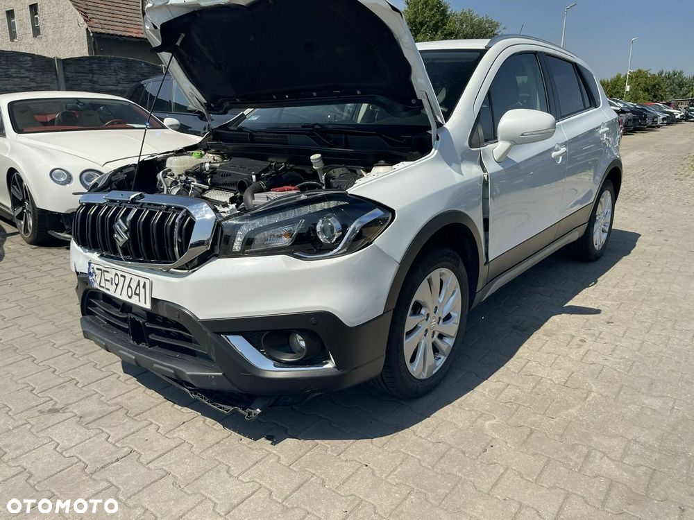 Suzuki SX4 S-Cross 1.4 Boosterjet Hybrid Allgrip Comfort+ - 4