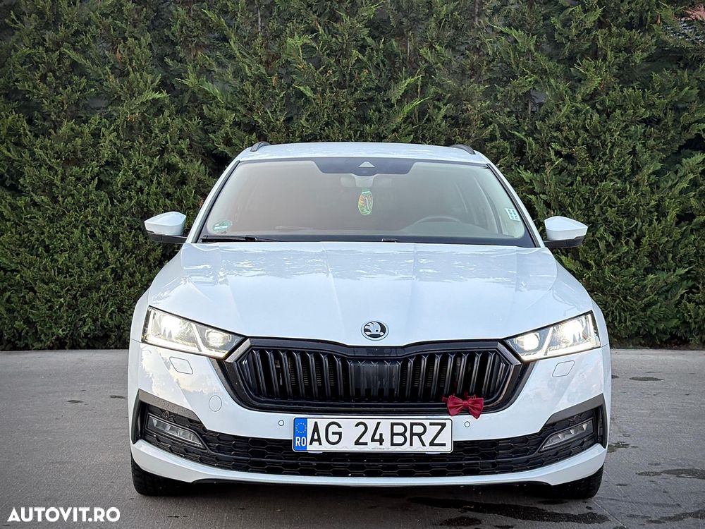 Skoda Octavia 2.0 TDI DSG Ambition - 1
