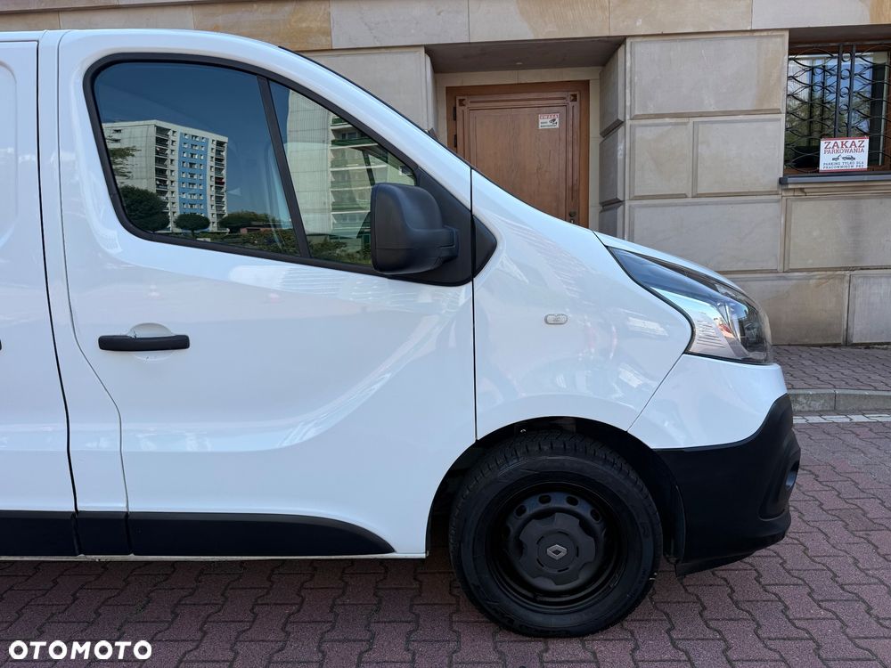 Renault Trafic - 16