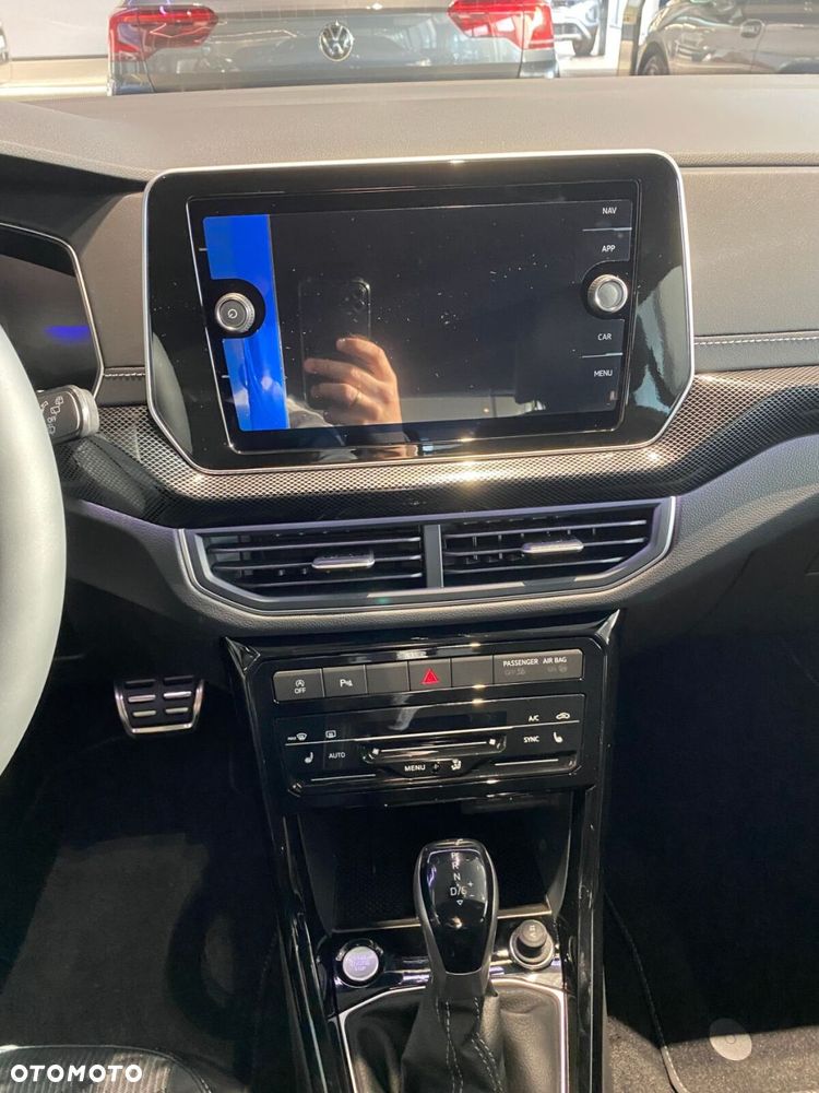 Volkswagen T-Cross 1.0 TSI R-Line Plus DSG - 10