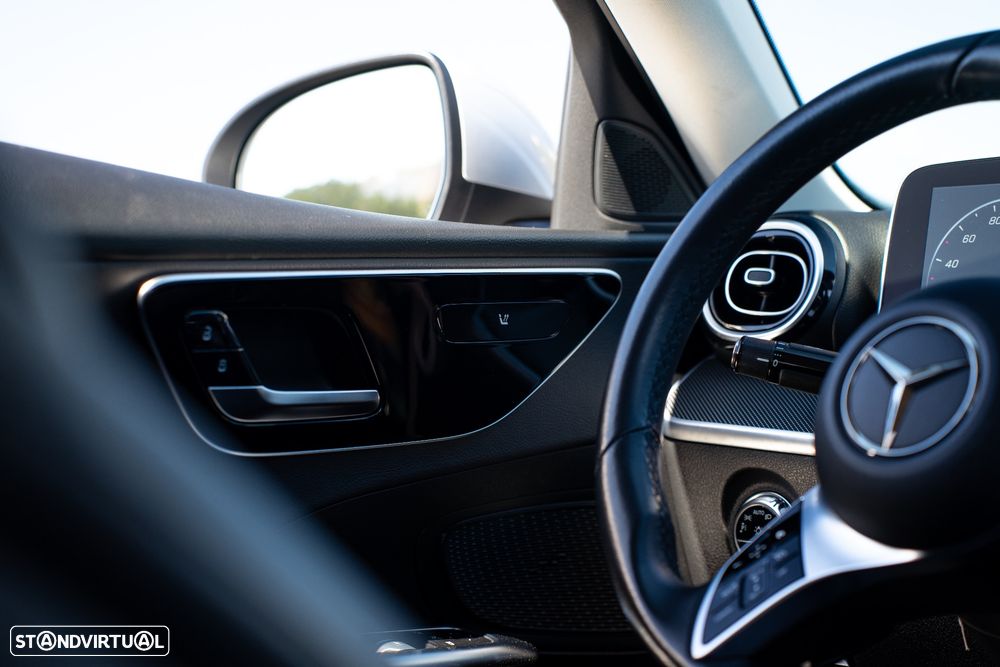 Mercedes-Benz C 180 9G-TRONIC Avantgarde Advanced - 23