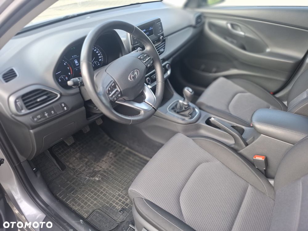 Hyundai i30 1.0 T-GDI Classic + - 13